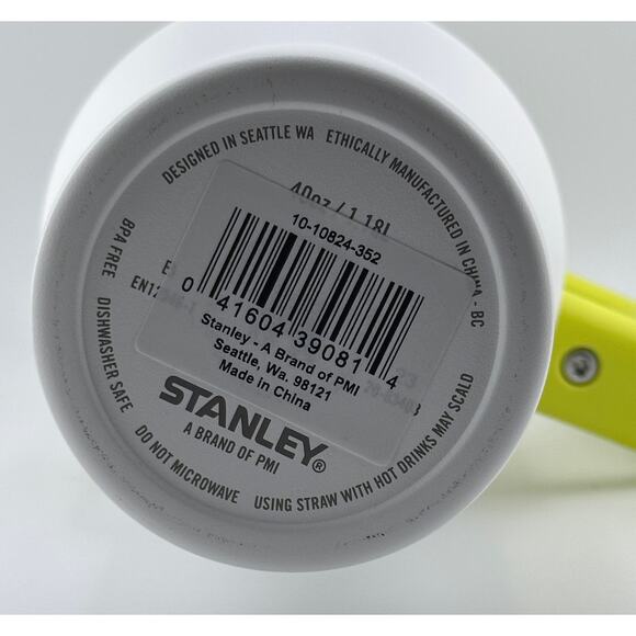 Stanley 40 oz. Quencher H2.0 FlowState Tumbler, FROST/ELECTRIC YELLOW - Picture 4 of 4